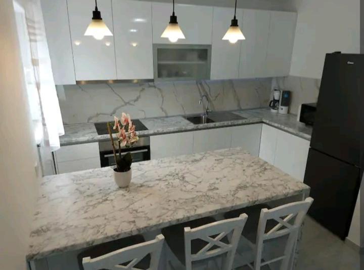 Apartman Hope Zmijavci Ngoại thất bức ảnh