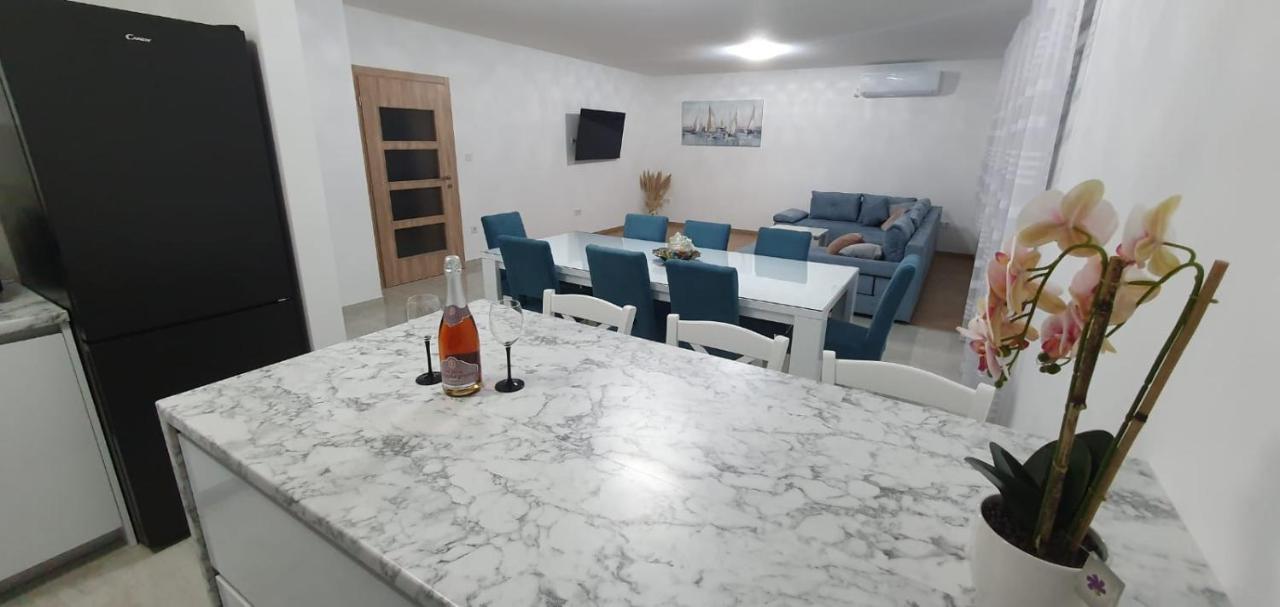 Apartman Hope Zmijavci Ngoại thất bức ảnh